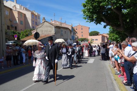 Défilé à Giens